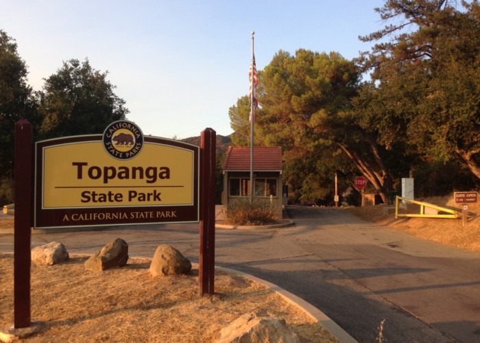 Topanga_State_Park_Trippet_Ranch_entrance-933x700